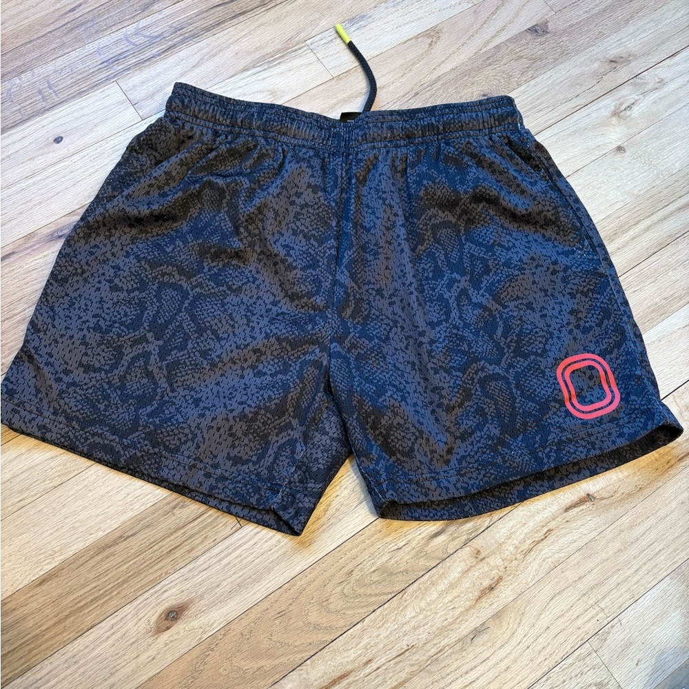Men's S overtime shorts Black Patterned Athletic Shorts with Red Accent